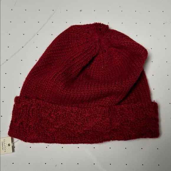Elegant Red Knit Women's Beanie - Picture 3 of 5